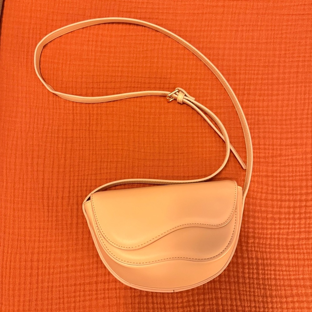 Melie Bianco Frieda Vegan Leather Crossbody Bag